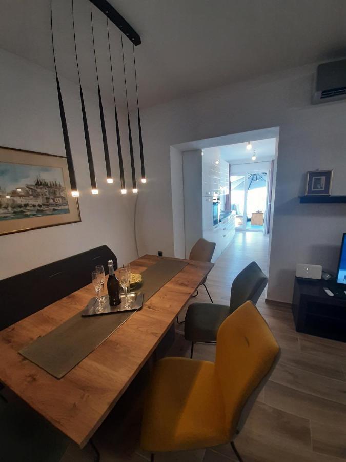 Apartments Borna Drage Exterior photo