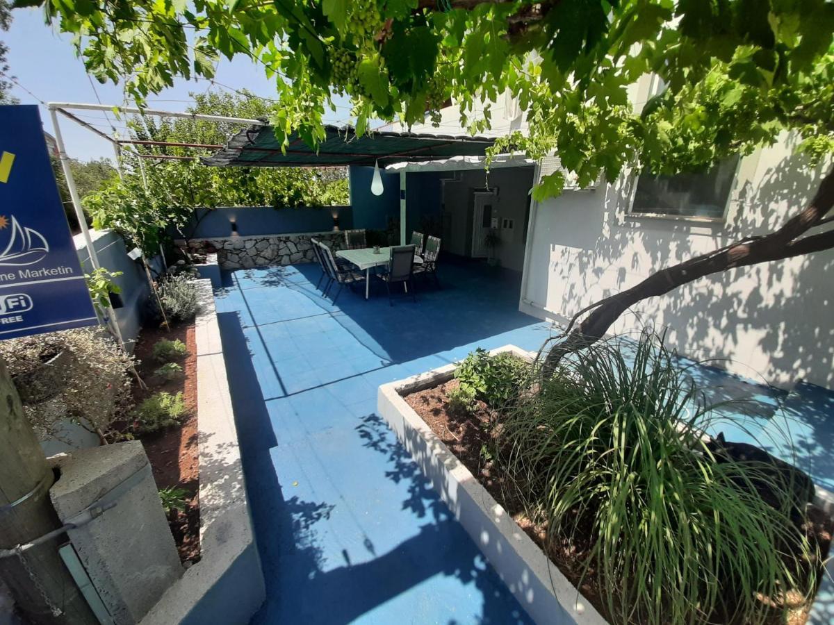 Apartments Borna Drage Exterior photo